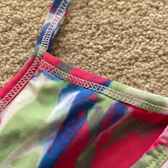 Solow Sports Bra - Picture 3 of 8